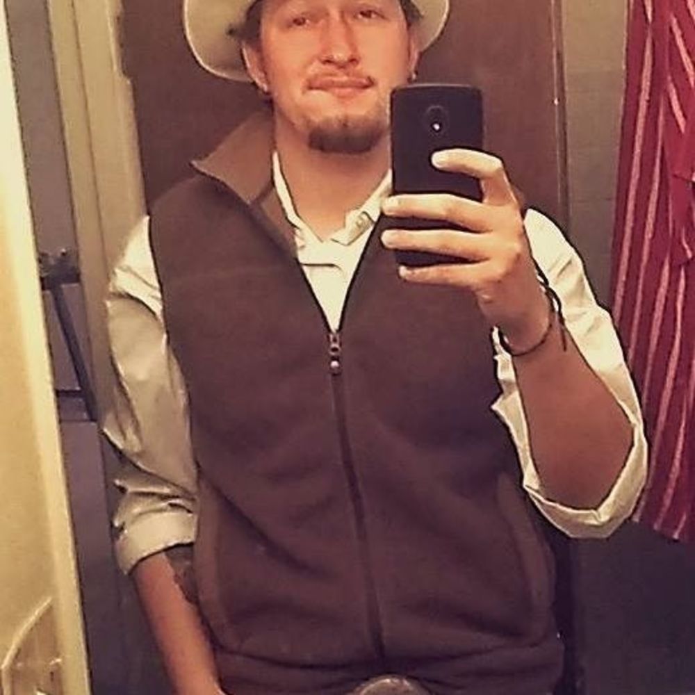 Meet your Posher, Dylan